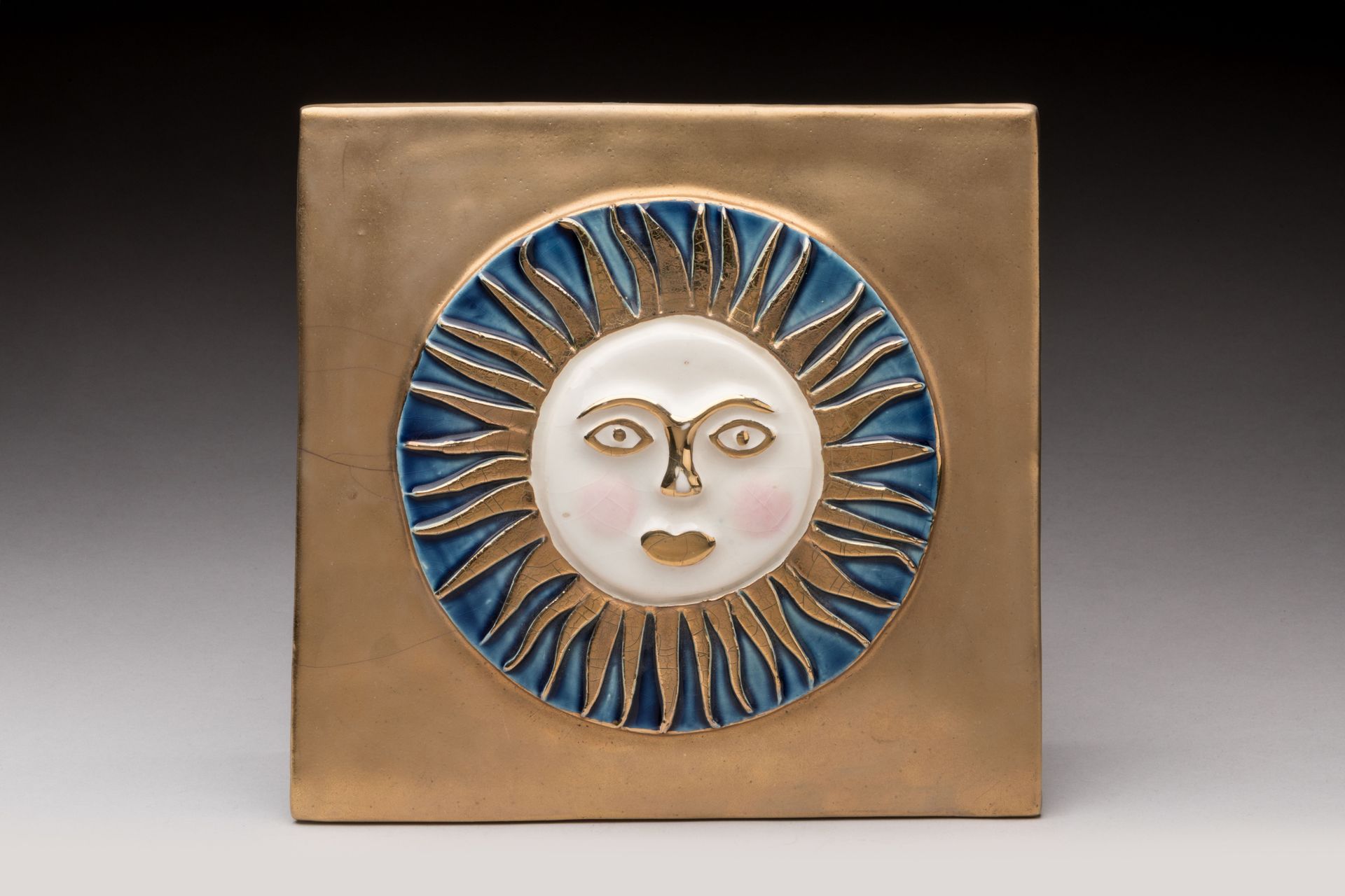 Null 
Mithé ESPELT (1923-2020) 


Boîte "Soleil" 


Céramique émaillée polychrom&hellip;