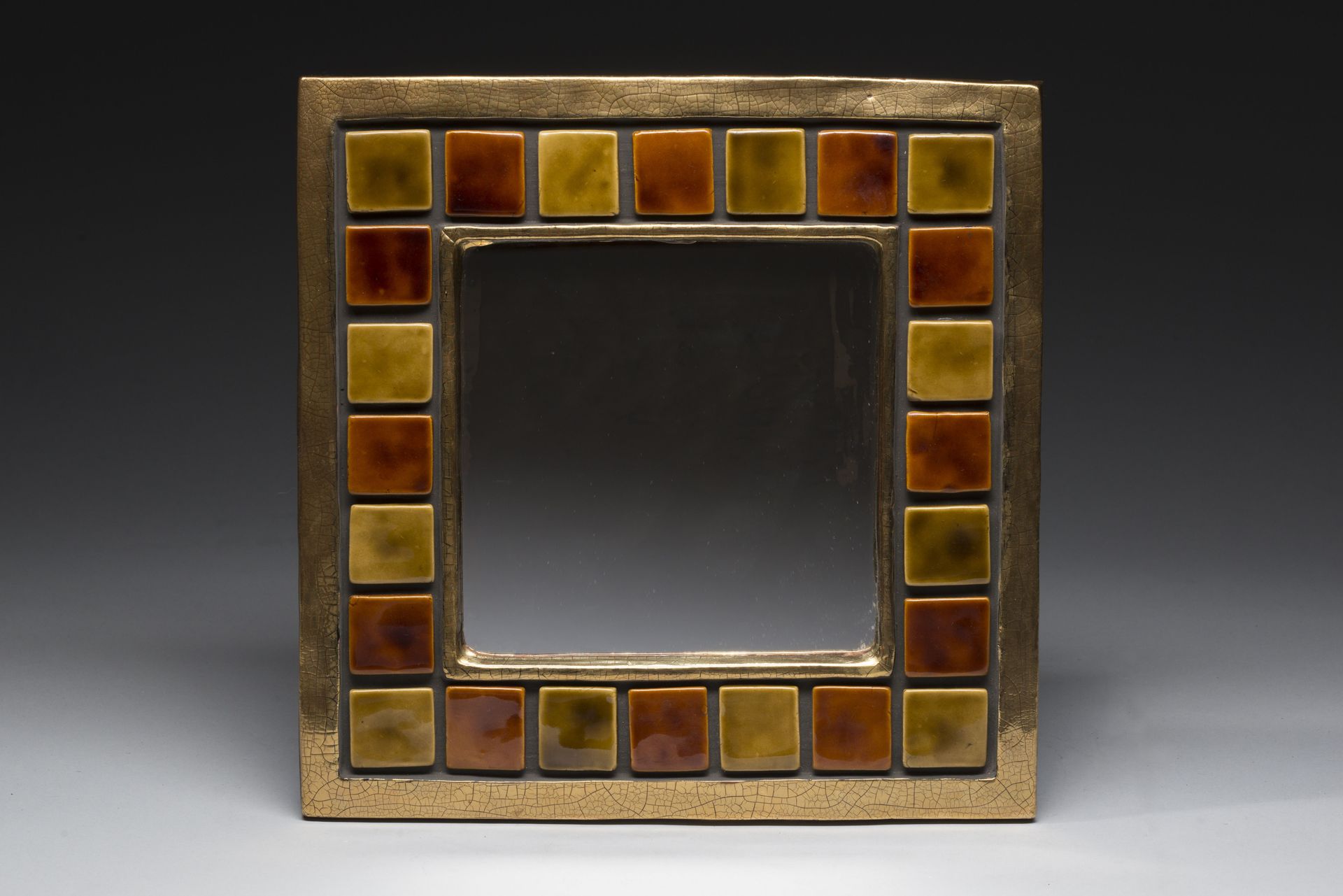 Null Mithé ESPELT (1923-2020). 
Miroir "Patio"en céramique émaillée dans les ton&hellip;