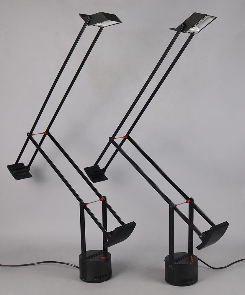 Coppia di lampade da tavolo modello Tizio, designer Richard Sapper per Artemide &hellip;