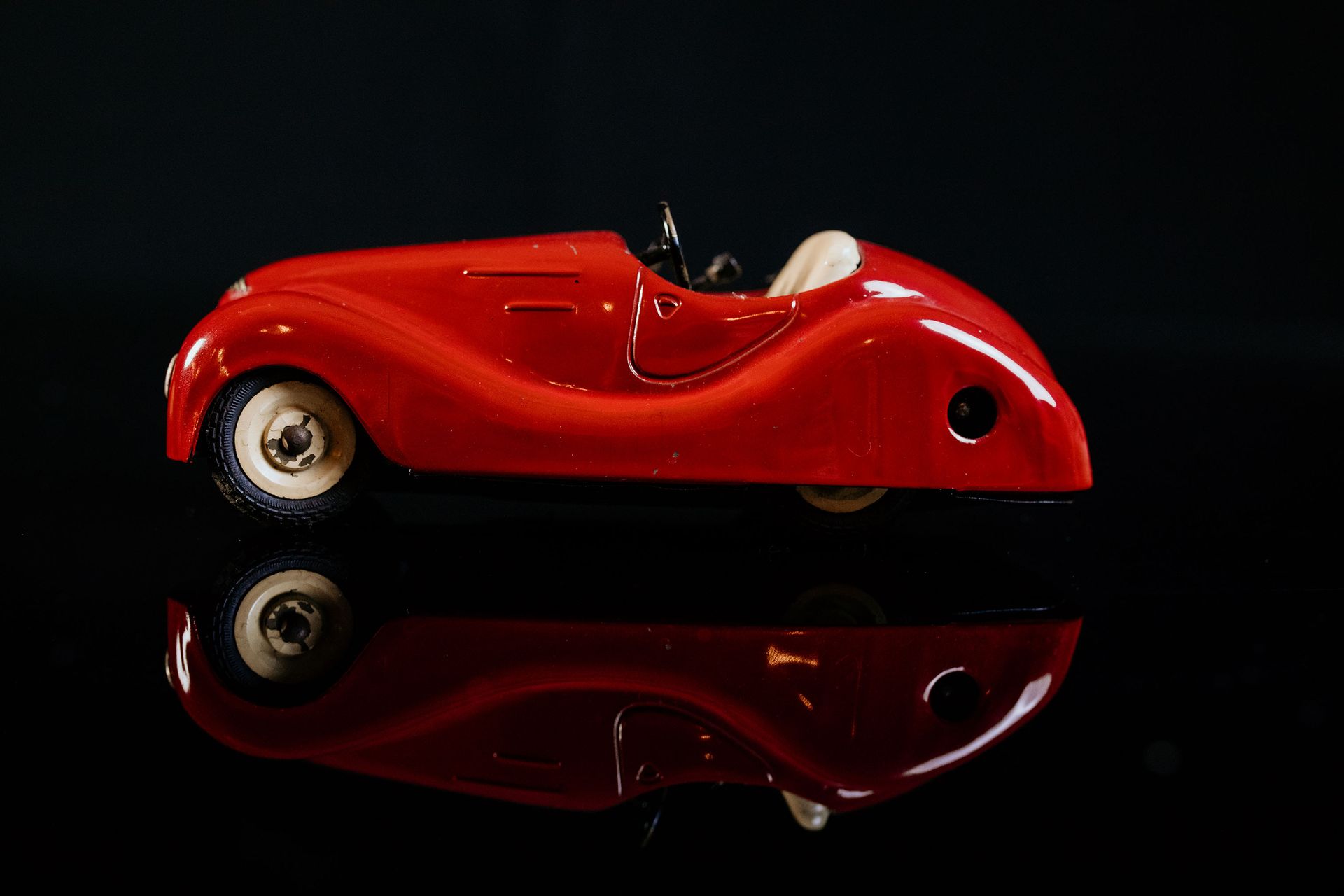 Jibby Schweizer Modell 1 | Jouets Anciens 条件(2) - 锡制玩具，功能测试，手绘，红色，战后模型，50年代，14厘米&hellip;