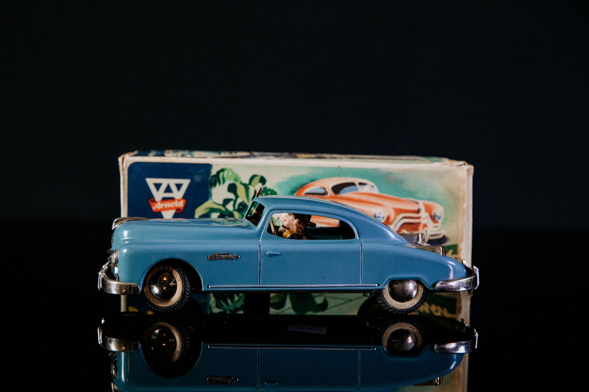 Arnold Format Coupe | Jouets Anciens 状态 (2) - 锡制玩具，发条驱动，功能测试，手绘，灰色/蓝色，50年代，25厘米，&hellip;