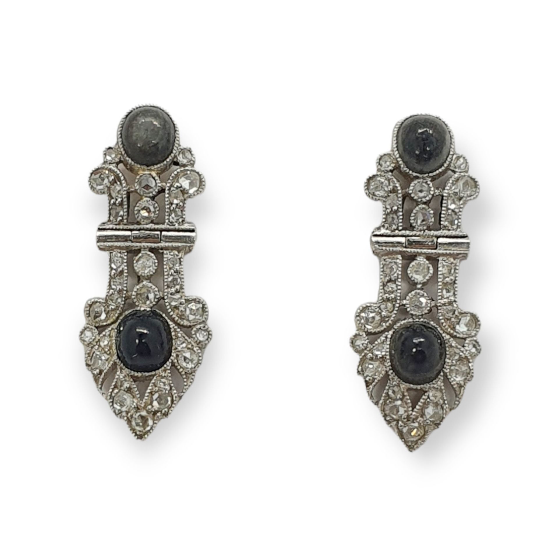 Pendientes Art Déco 铂金装饰笔和18K黄金项链，含红宝石和钻石，共约0.5克拉。1930-35年。

重量2,68克