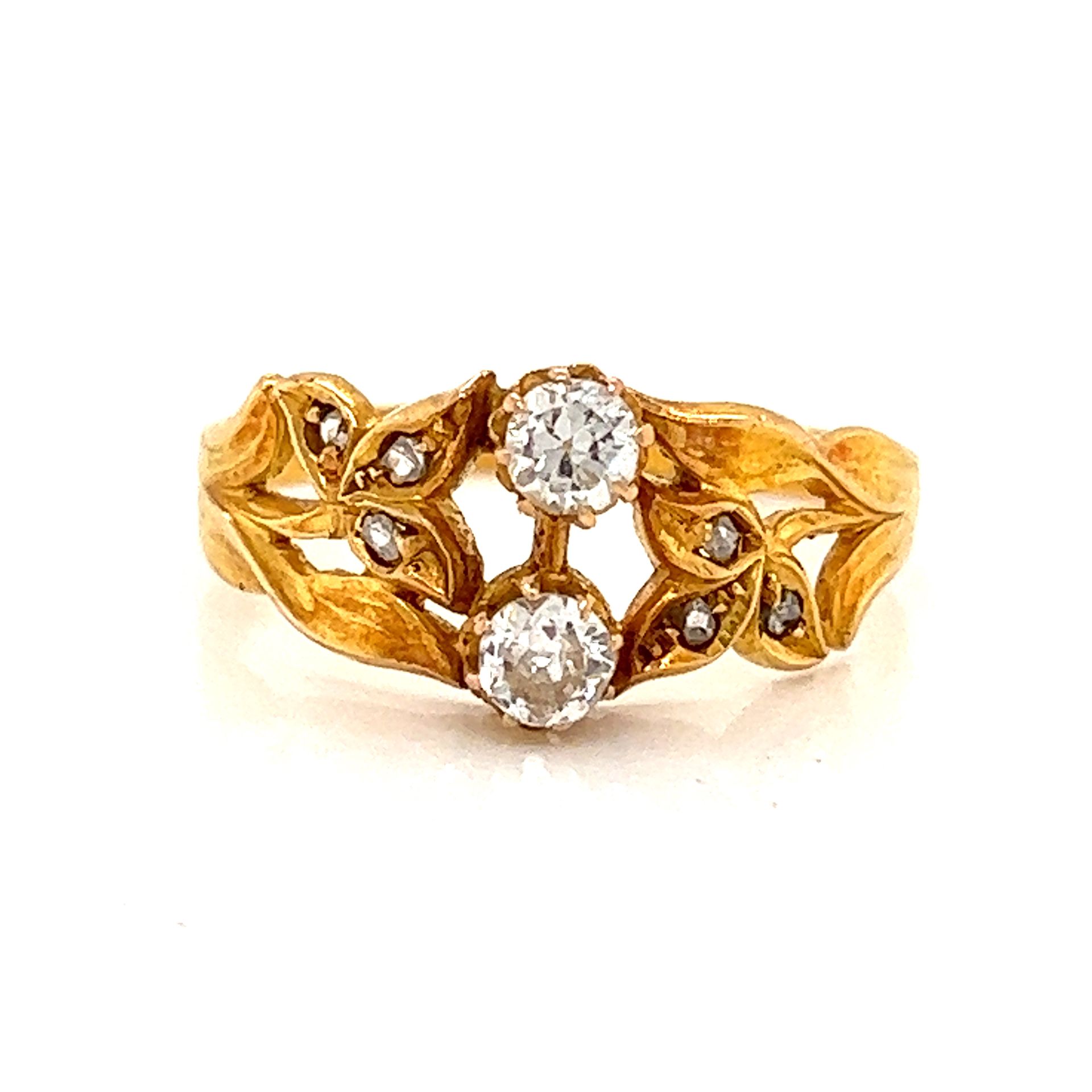 Art Nouveau 18k Diamond Ring 新艺术派18K黄金 重量2.82克 钻石约0.35克拉 戒指尺寸8.25 尺寸0.36 "x0.78"