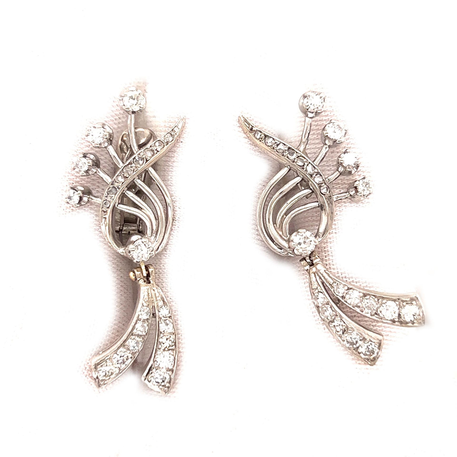 18k Diamond Retro Earrings Or blanc 18 carats Poids : 11,88 g Diamant : environ &hellip;