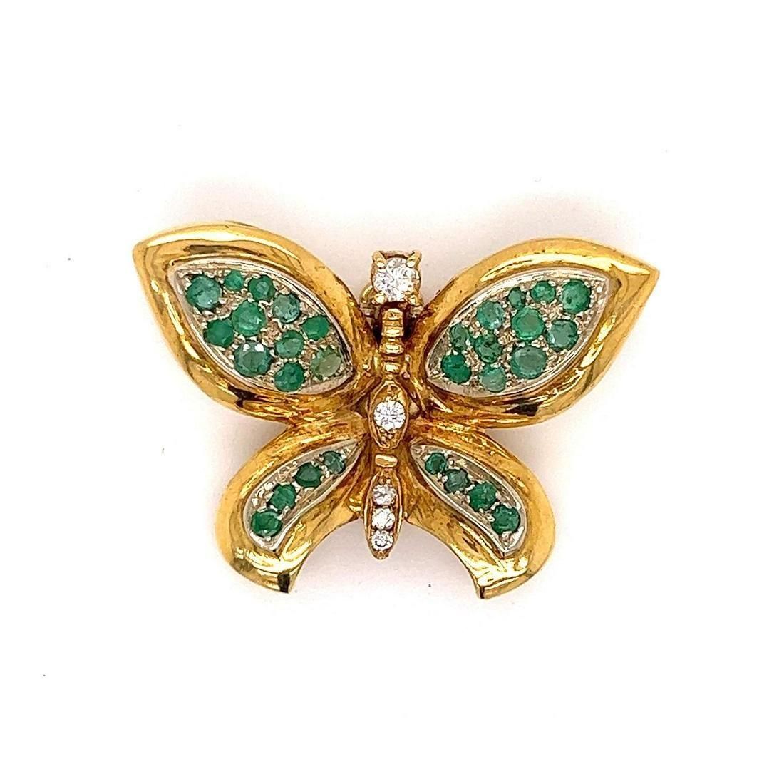 18k Diamond Emerald Butterfly Pendant 18K黄金重量10.8克 钻石约0.16克拉 绿宝石约1.16克拉 蝴蝶吊坠尺寸1.&hellip;