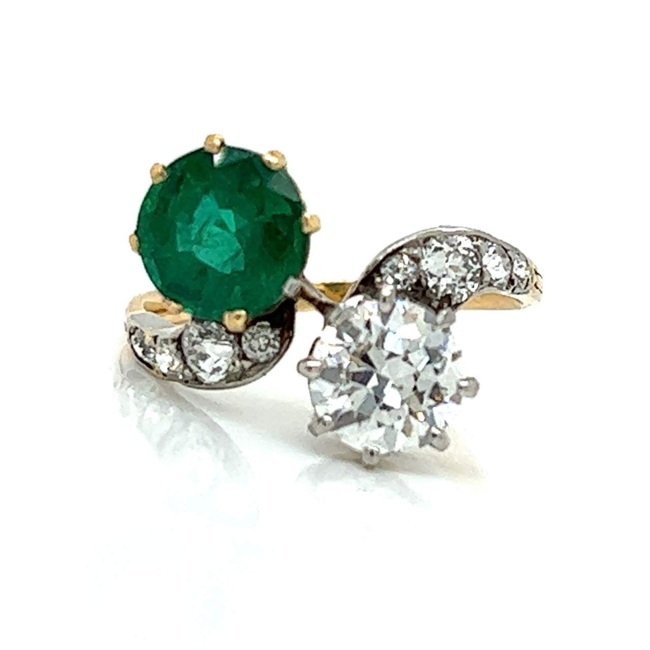 Antique 18K & Platinum Emerald and Diamond Ring Antique 18K & Platinum Emerald a&hellip;