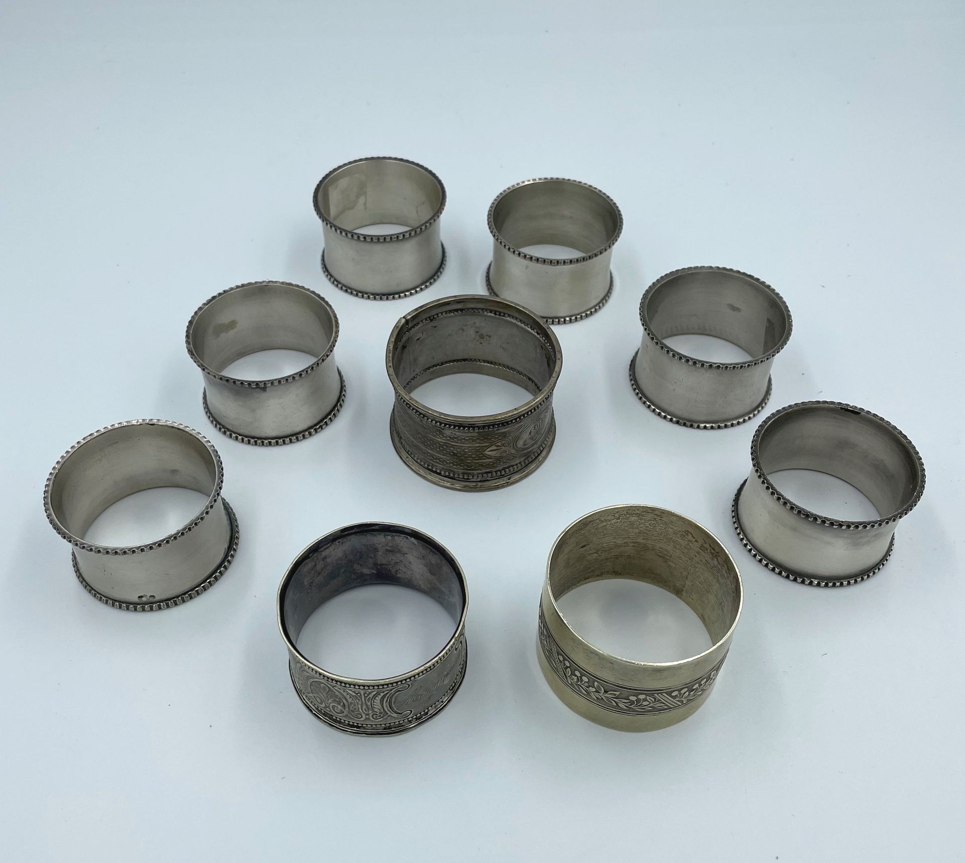 Null Lot including six napkin rings in metal with frieze of gadroons and three n&hellip;