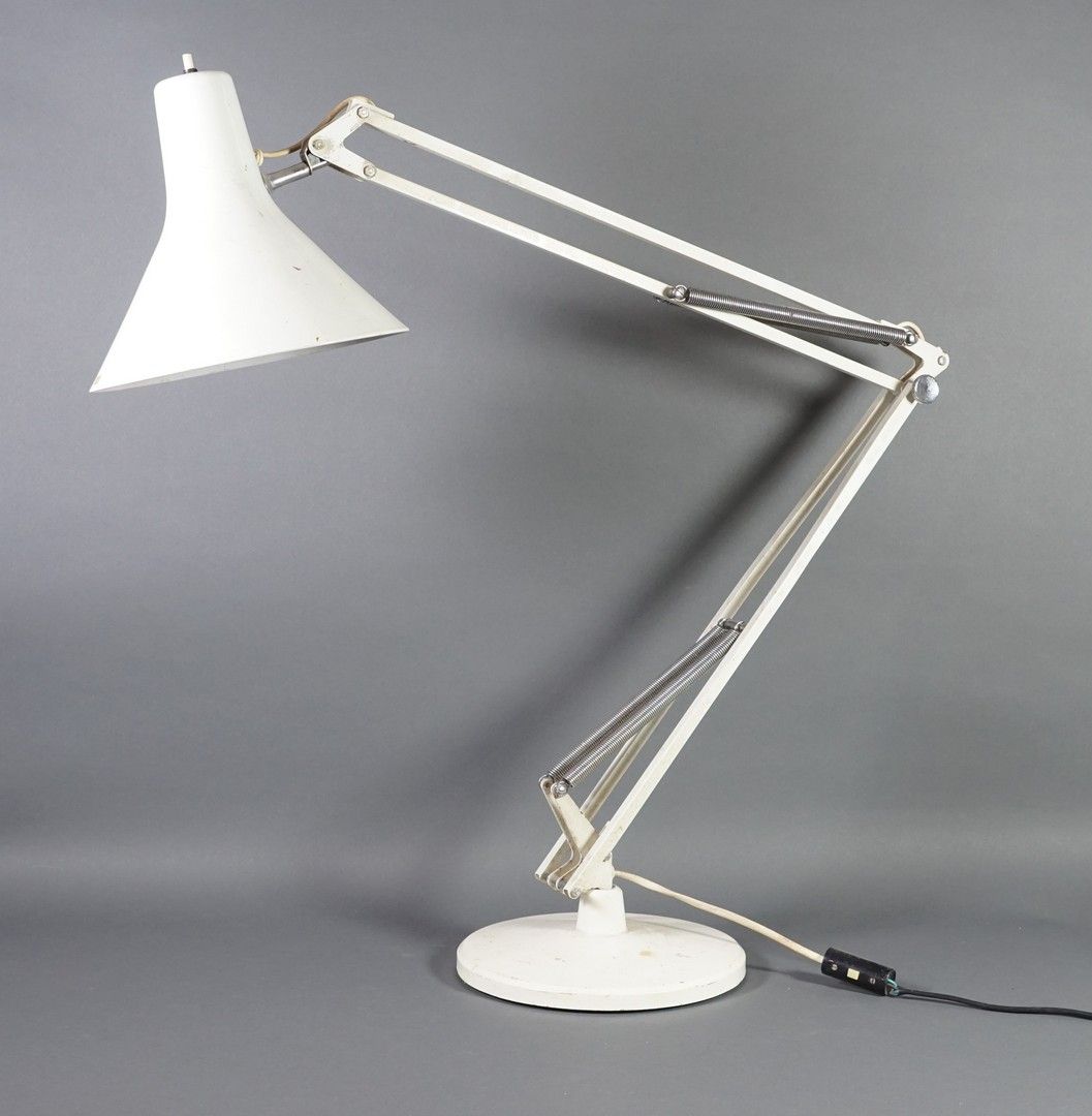 LUXO l Lampe d’architecte en métal laqué blanc H max 105 cm