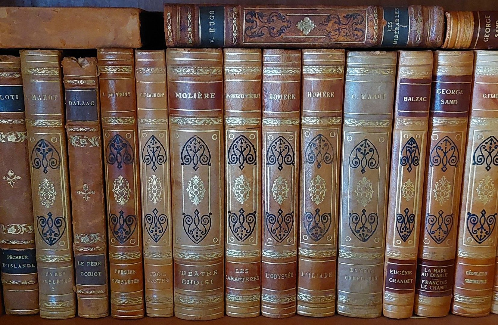 Null Lot de volumes reliés modernes et livres d’art.