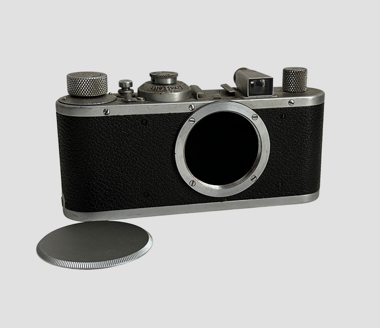 LEICA - APPAREIL PHOTO LEICA - APPAREIL PHOTO
Leica Standard, modèle E chromé, 1&hellip;