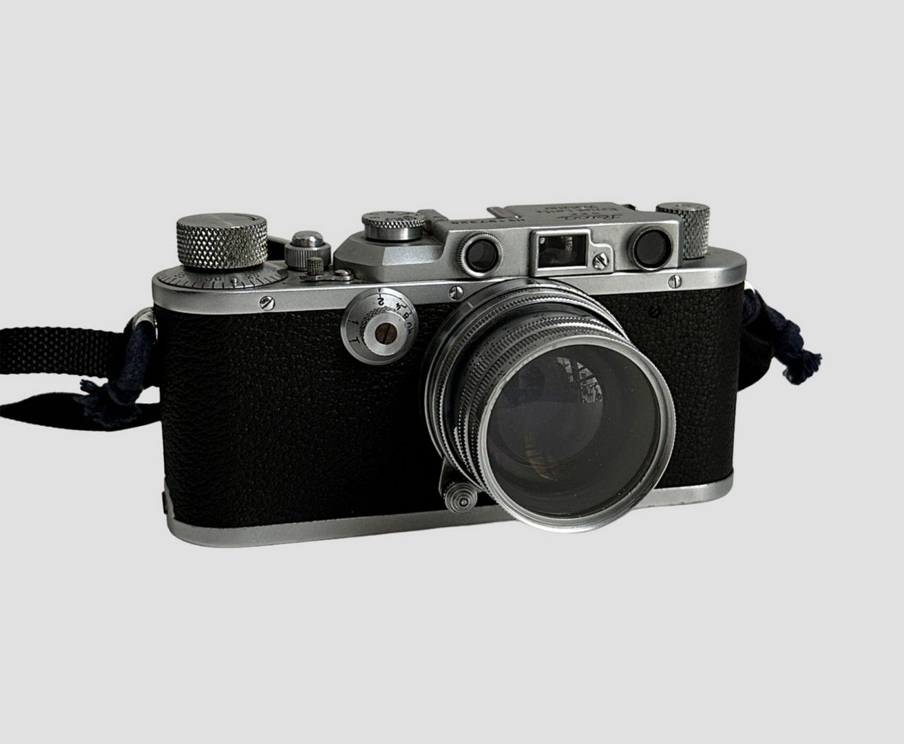 LEICA - APPAREIL PHOTO LEICA - APPAREIL PHOTO
Leica II et objectif Leitz Summita&hellip;