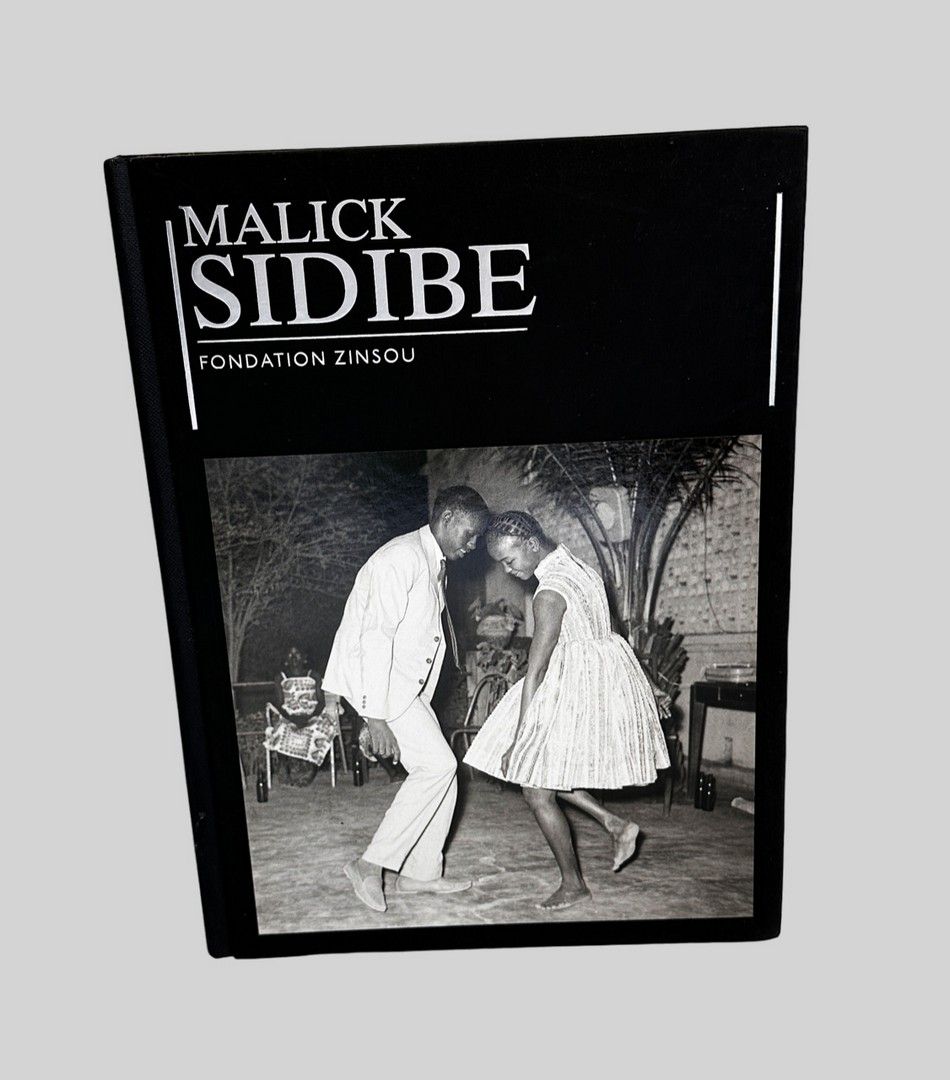 MALICK SIDIBÉ 1936-2016 MALICK SIDIBÉ 1936-2016
"Zinsou", Cotonou / Fondation Zi&hellip;