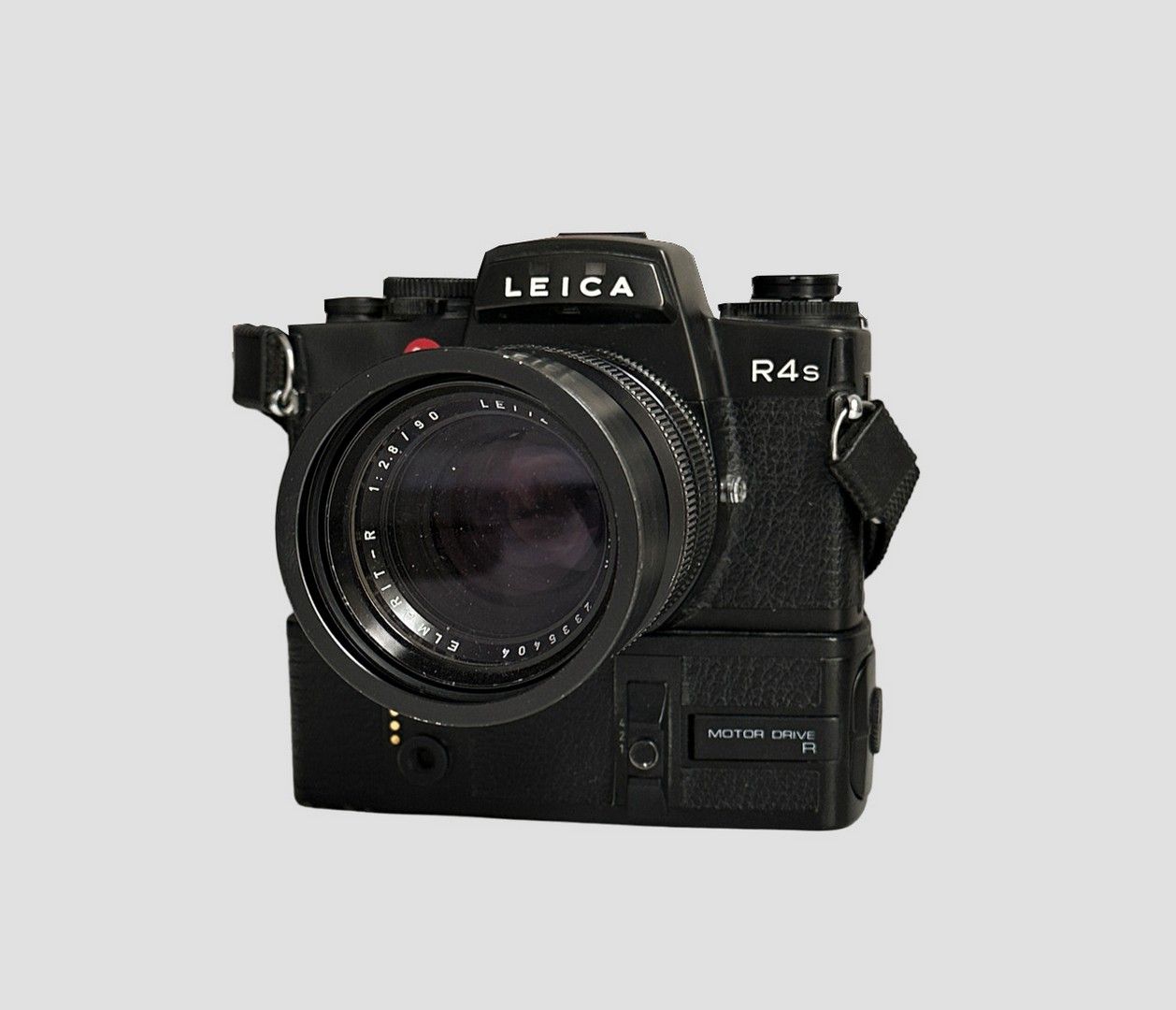 LEICA - APPAREIL PHOTO LEICA - KAMERA
Leica R4S und Leitz Wetzlar 90mm Objektiv,&hellip;