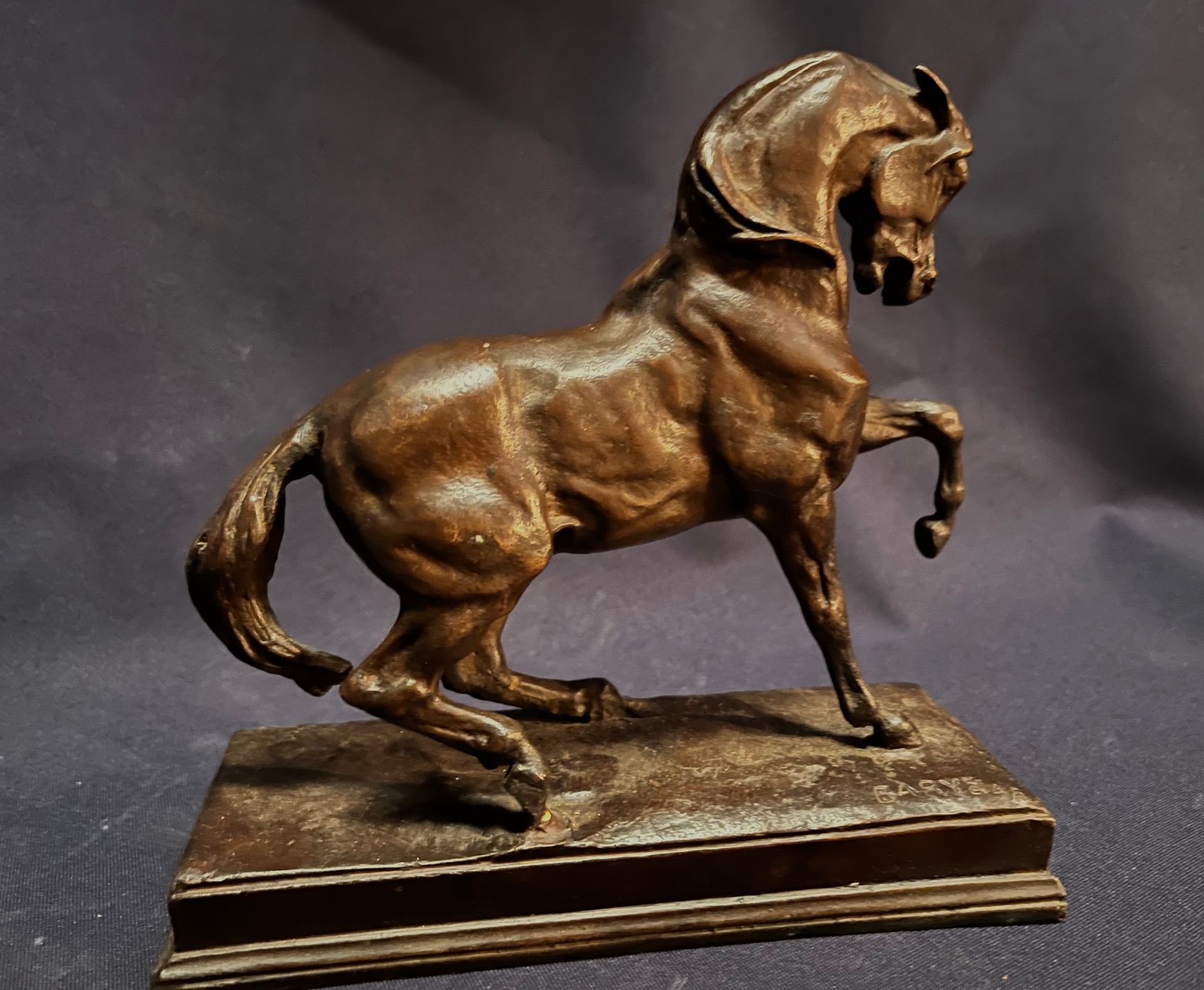 Null Antoine-Louis BARYE "Türkisches Pferd", Skulptur aus patinierter Bronze, au&hellip;