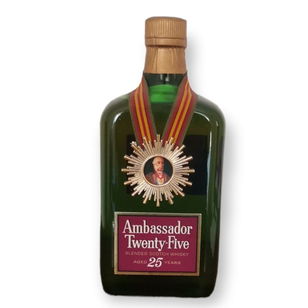AMBASSADOR TWENTY-FIVE (25 ANOS) 二十五周年纪念版（25年）0.75升威士忌酒瓶。60's.