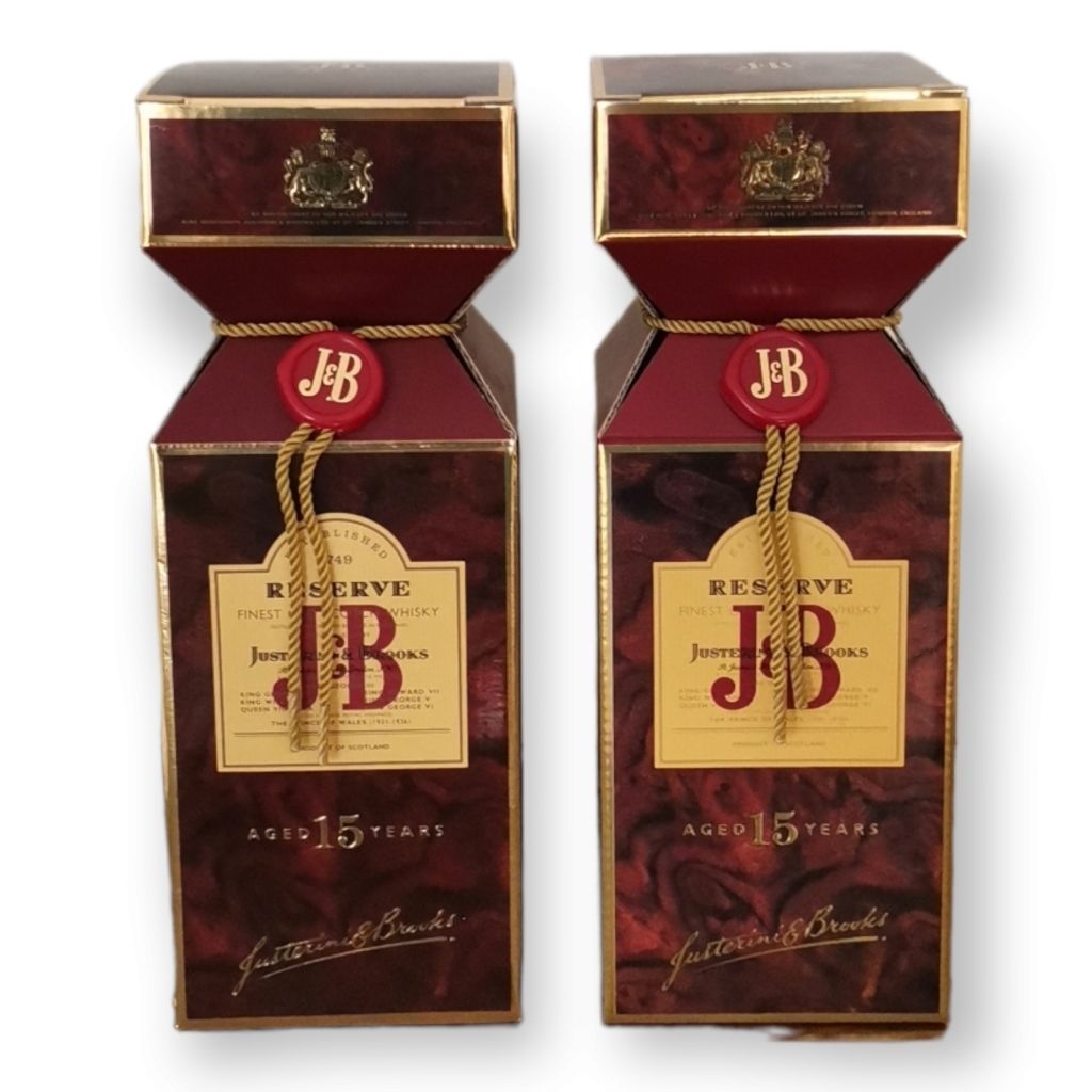 J&B RESERVE 15 ANOS (2) J&B RESERVE 15 ANS (2) Deux bouteilles de whisky de 0,70&hellip;