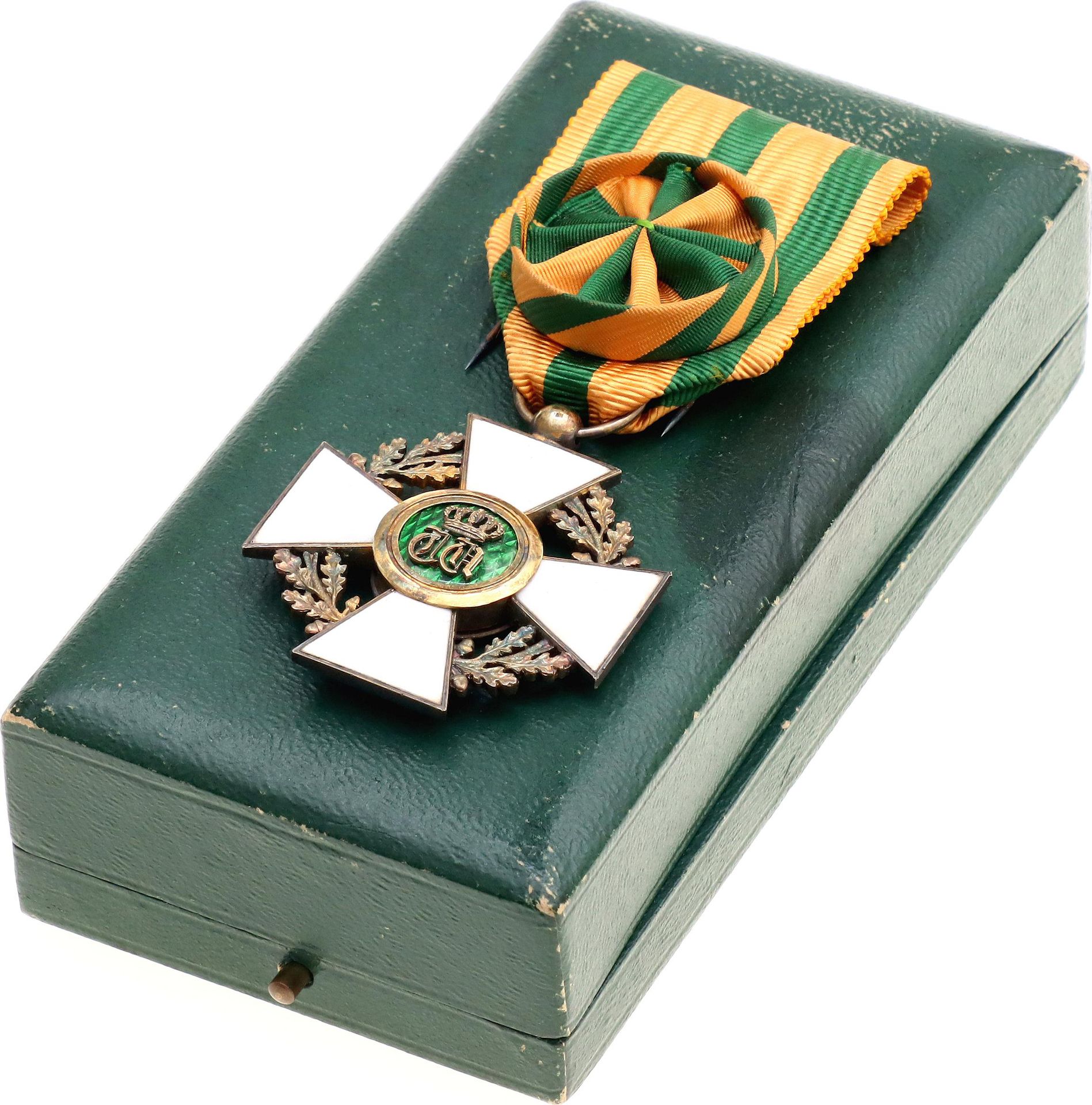 Luxembourg Order of the Oaken Crown Officer Cross 1858 Barac# 37 ; vgAE 45x40 mm&hellip;