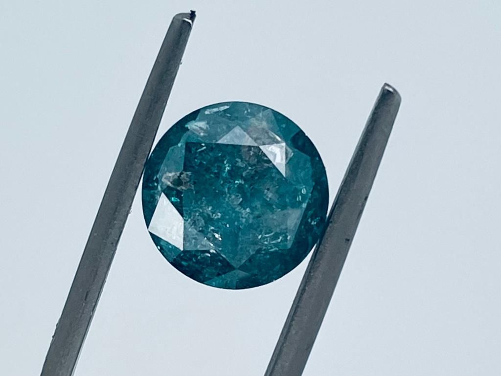 Null 1颗钻石颜色增强3,16克拉内。蓝色 - I2-3 - 形状明亮 - 证书无 - C20108-41