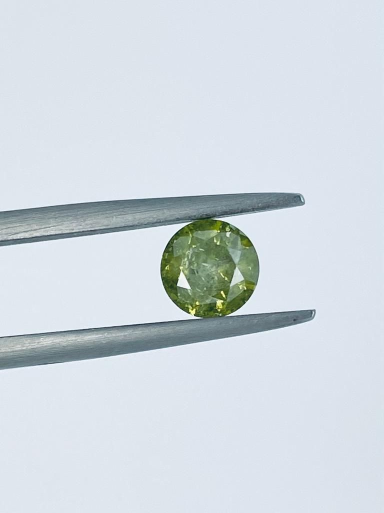 Null 1颗钻石颜色增强型1克拉F.浓绿色-i3-形状明亮-无证书-C20305-25
