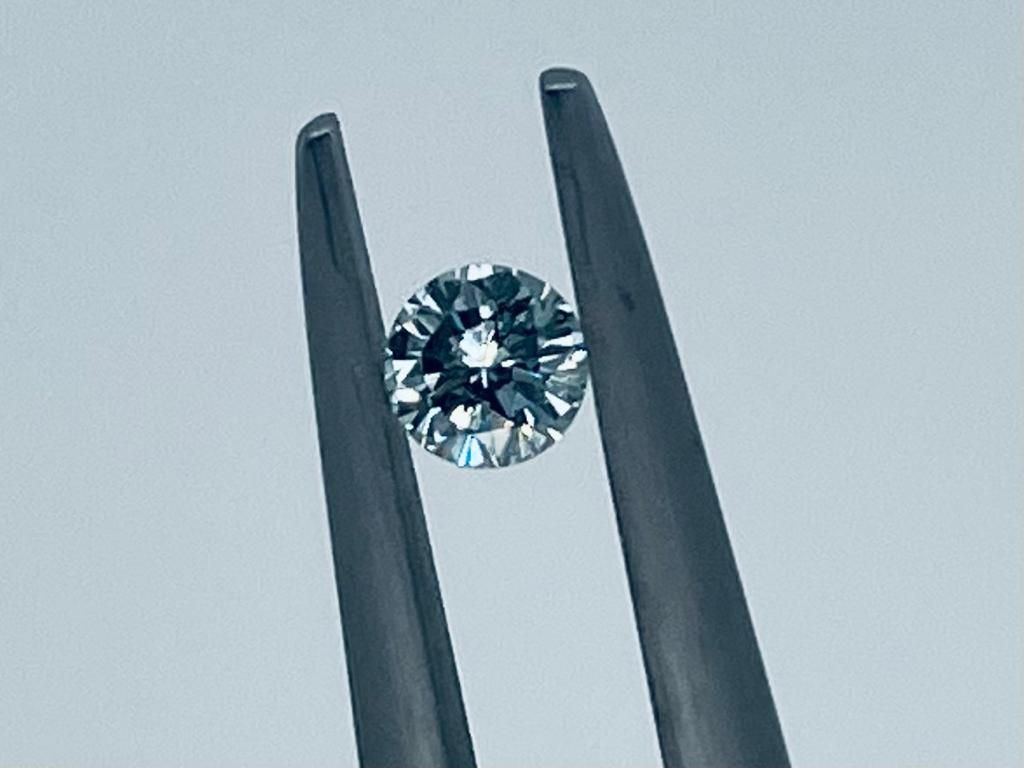Null 1 DIAMOND COLOR ENHANCED 0,13 CT FANCY GRAYISH BLUISH GREEN EVEN - SI1 - SH&hellip;