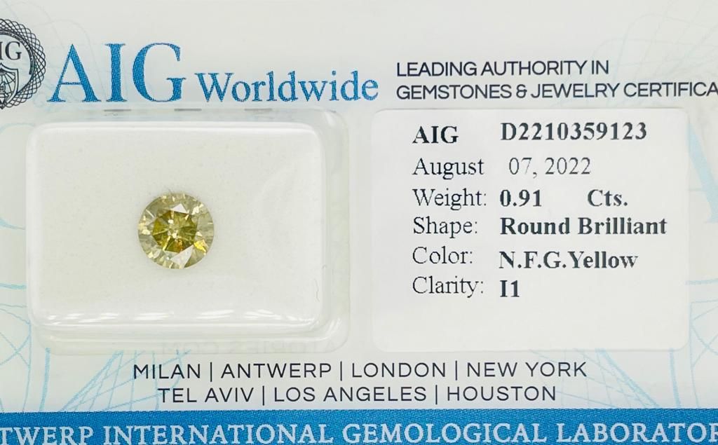 Null 
1颗0.91克拉花色灰黄钻石 - I1 - 明亮式切割 - AIG证书 - F20801-14