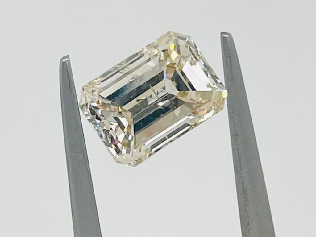 Null 1 DIAMOND 2 CT YELLOW CLEARISH BROWN - SI2 - EMERALD CUT - AIG CERTIFICATE &hellip;