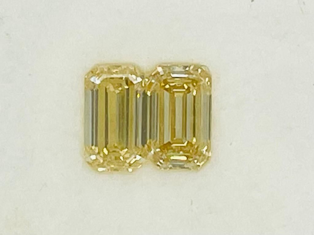 Null 2颗钻石1.13克拉彩黄-VS2-祖母绿切割-证书编号-HR20901-6