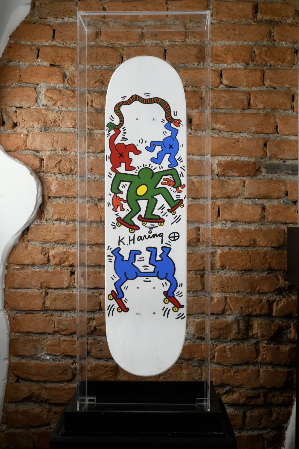 Keith Haring Skateboard deck, 1982 opera unica su retro timbro e certificato del&hellip;