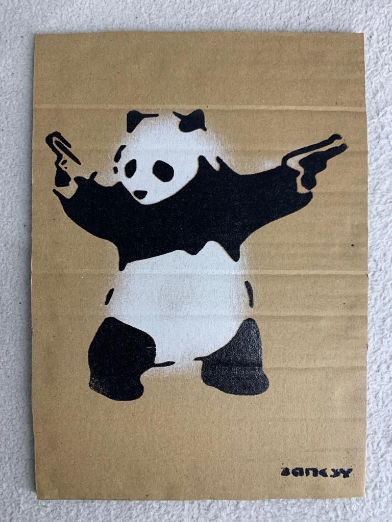 Null BANKSY original Dismaland cardboard signed and numbered. 

Free stencil spr&hellip;