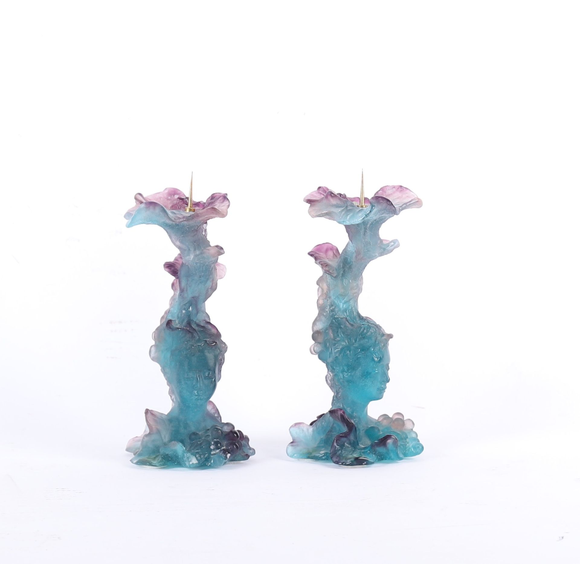 Daum PAIR OF CANDLES IN GLASS PASTE by DAUM FRANCE
Green and violet tinted glass&hellip;