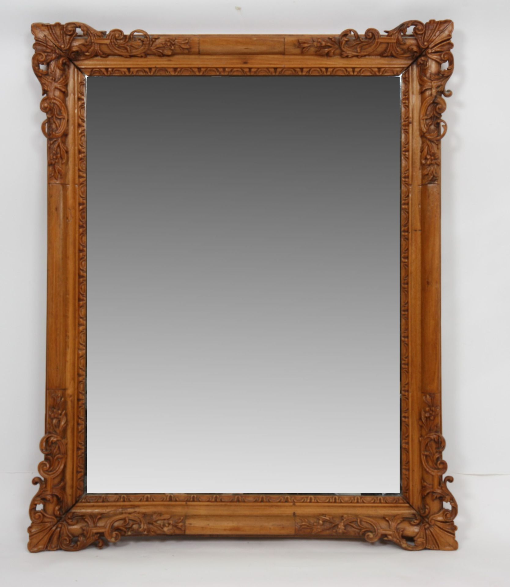 Null REGENCY CARVED WOOD MIRROR
In natural wood (modern mirror)
18th century per&hellip;