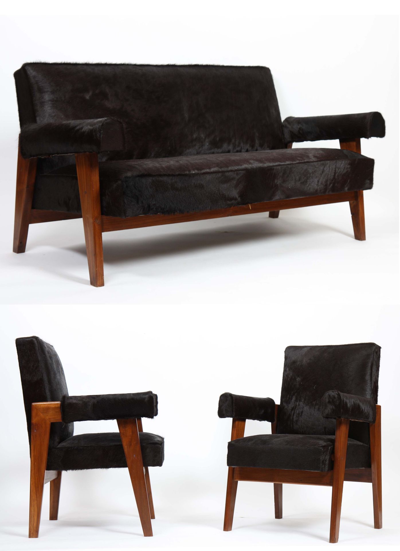 Pierre Jeanneret 皮埃尔-杰纳雷（1896-1967）和勒-科布西耶（1887-1965）的黑茶室
罕见的套装，由一张沙发和两把扶手椅组成：
柚&hellip;
