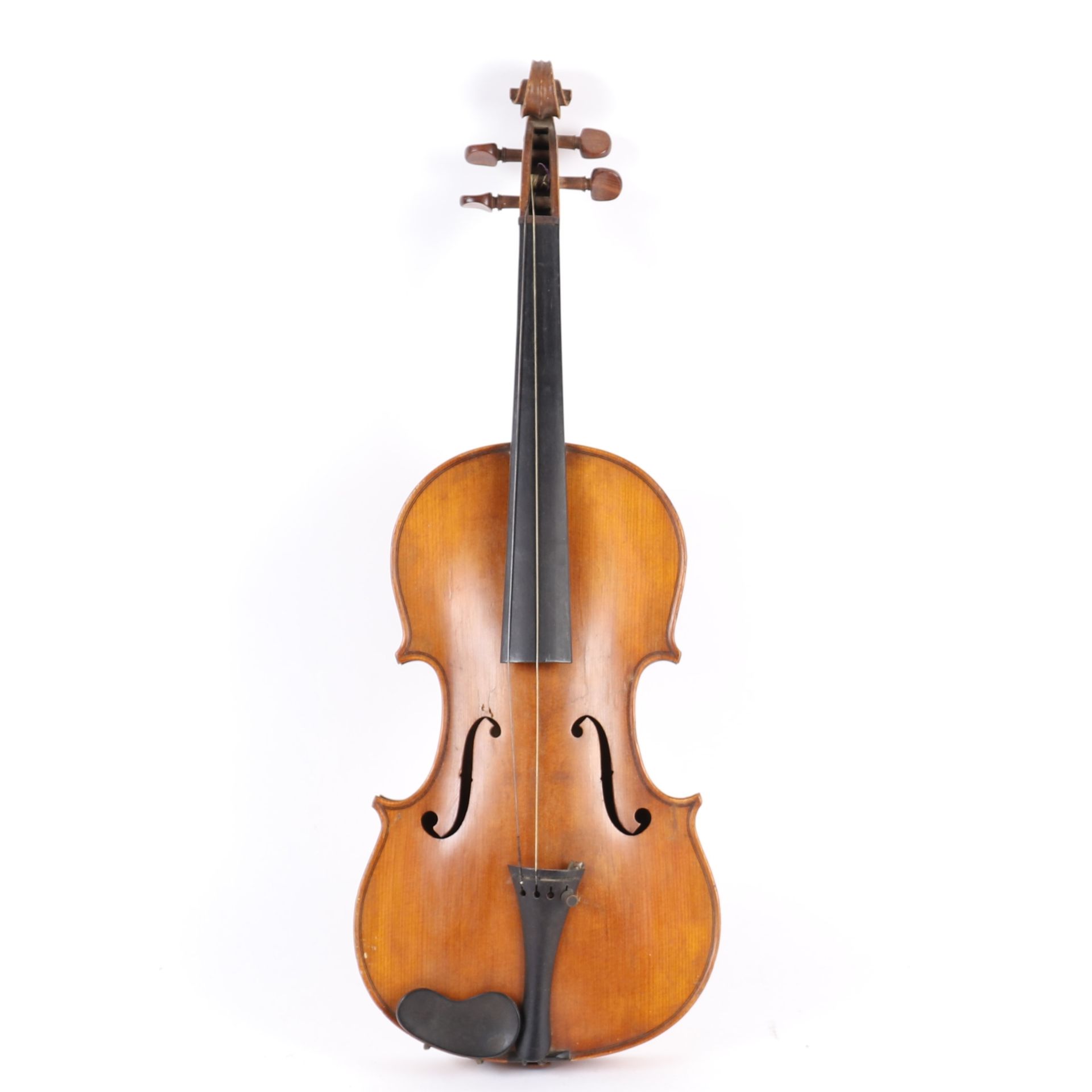 Null 米勒库尔中音大提琴
带有 "Marquis de l'air "标签
有印章
带盒子
长：35.9 厘米
原装，有虫蛀痕迹