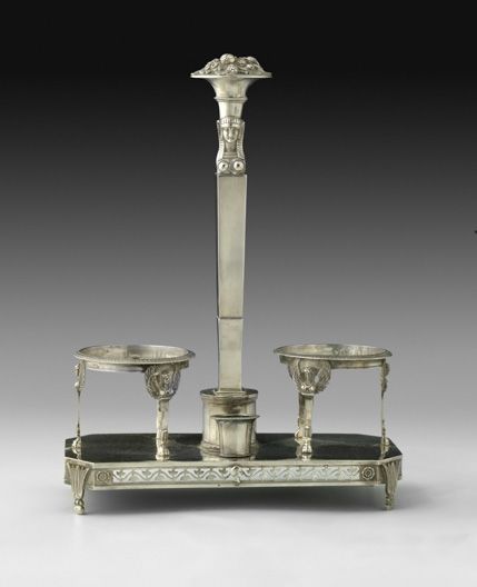 Null Silver oil-bottle holder, "Return from Egypt" style. Paris 1819-1838. The r&hellip;