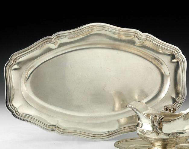 Null Oval silver dish. Model with contours and mouldings of nets. Minerve hallma&hellip;