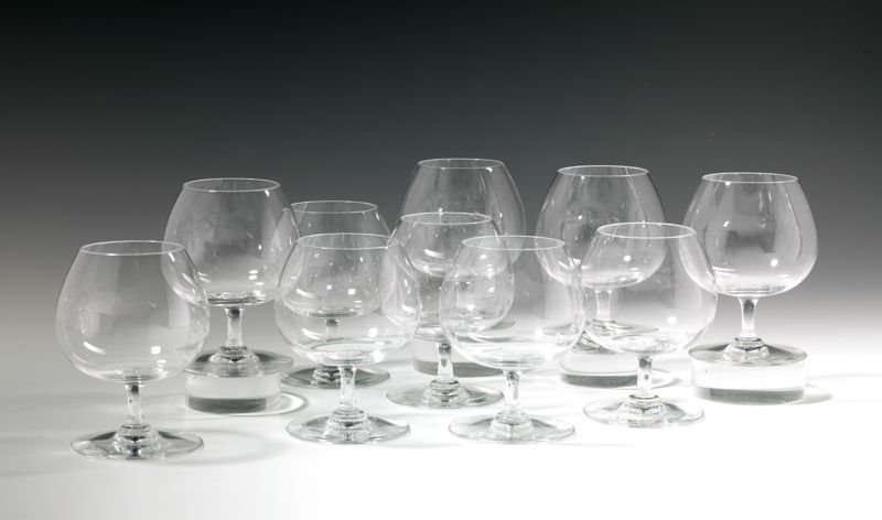 Null BACCARAT. Suite of 10 crystal cognac glasses.