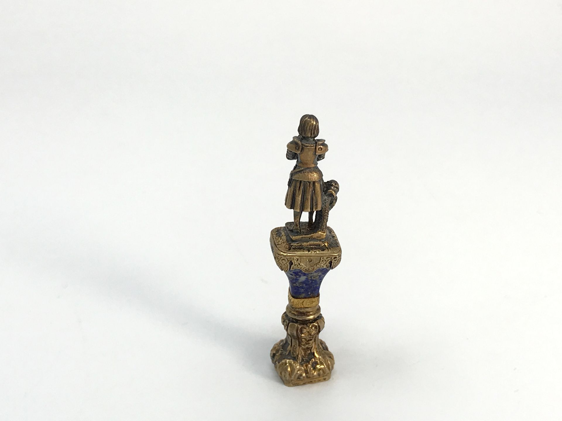 Null Stamp "Joan of Arc" In bronze and sodalite with the young girl of Domremy p&hellip;