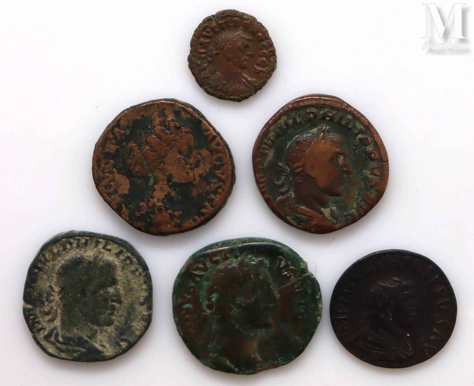 Rome - Divers Lot comprenant quatre sesterces, un as et un drachme, on note la p&hellip;