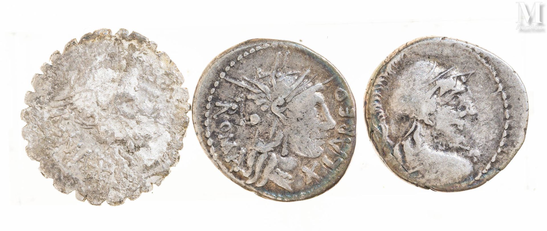 Rome - Divers Lotto di tre denari comprendente : 
-Un denario di Corneillus
-Un &hellip;