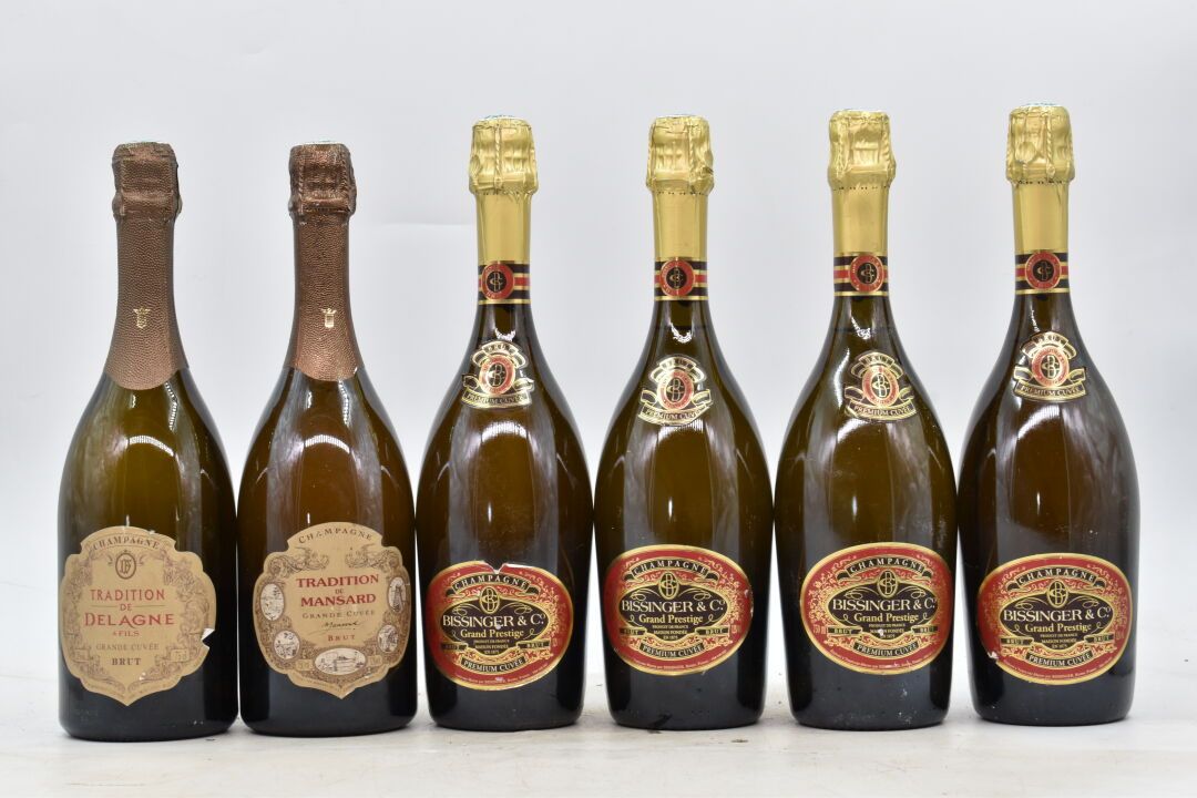 Réunion de 6 bouteilles de champagne comprenant : - 4 botellas de Champagne Biss&hellip;