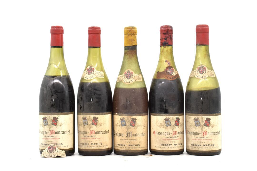 Réunion de 5 bouteilles de la Côte de Beaune comprenant : -4 Flaschen Chassagne-&hellip;