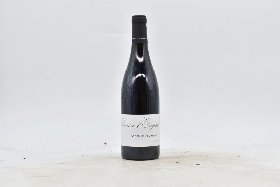 Null 1瓶Bourgogne Vosne-Romanée 2015, Domaine d'Eugénie. 
水平-1,5厘米在胶囊下。瓶号：1441