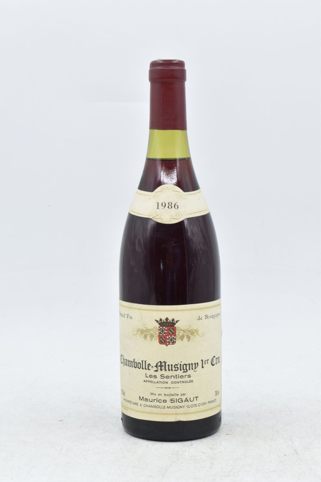 Null 尚博尔-穆西尼
1级酒庄Les Sentiers
1986
莫里斯-西高特酒庄
1瓶

级别：胶囊下2.3厘米、
标签：状态良好，略微有些脏、
胶囊：&hellip;
