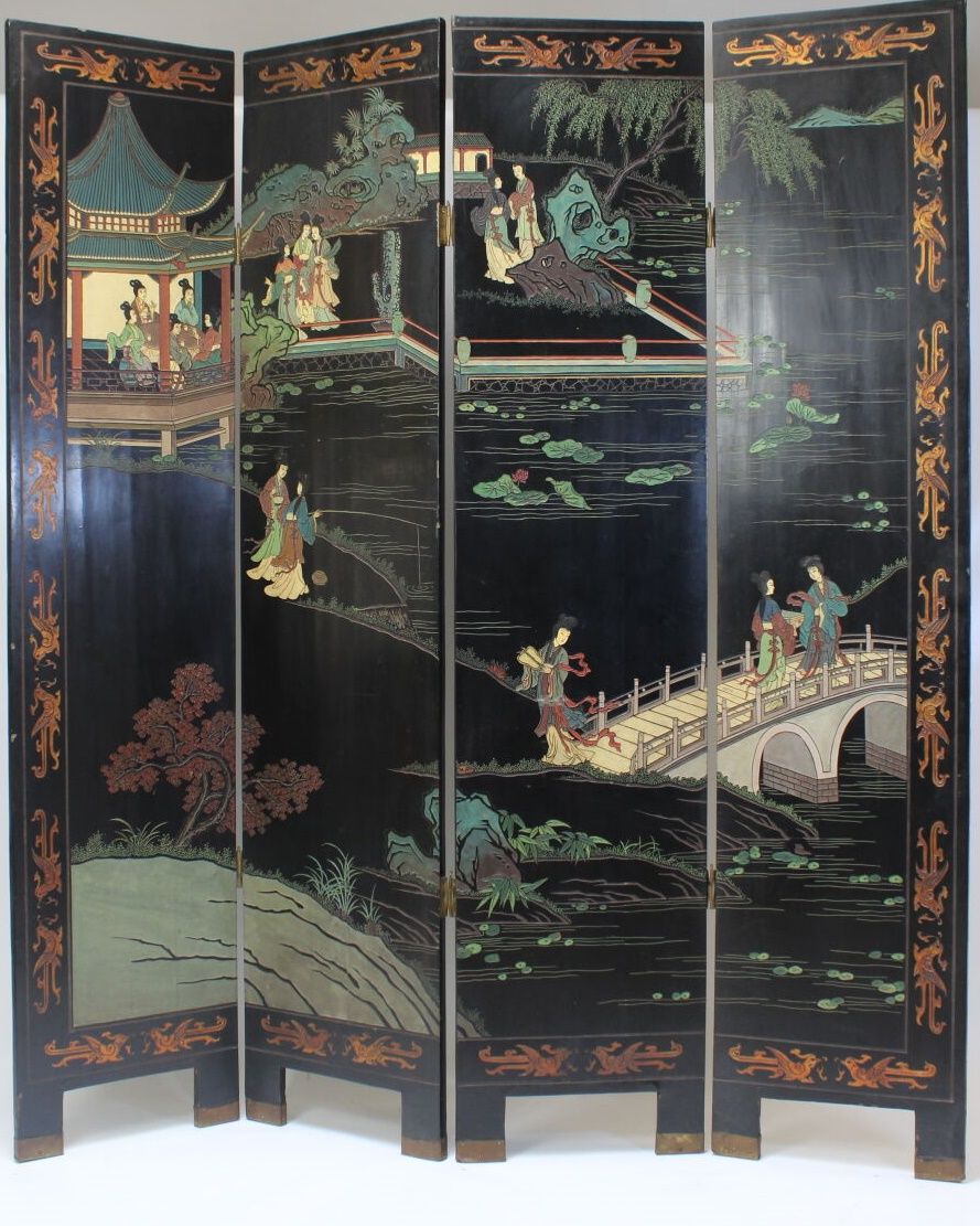Null ASIA
Gran biombo de madera lacada de cuatro paneles decorado con figuras.
T&hellip;