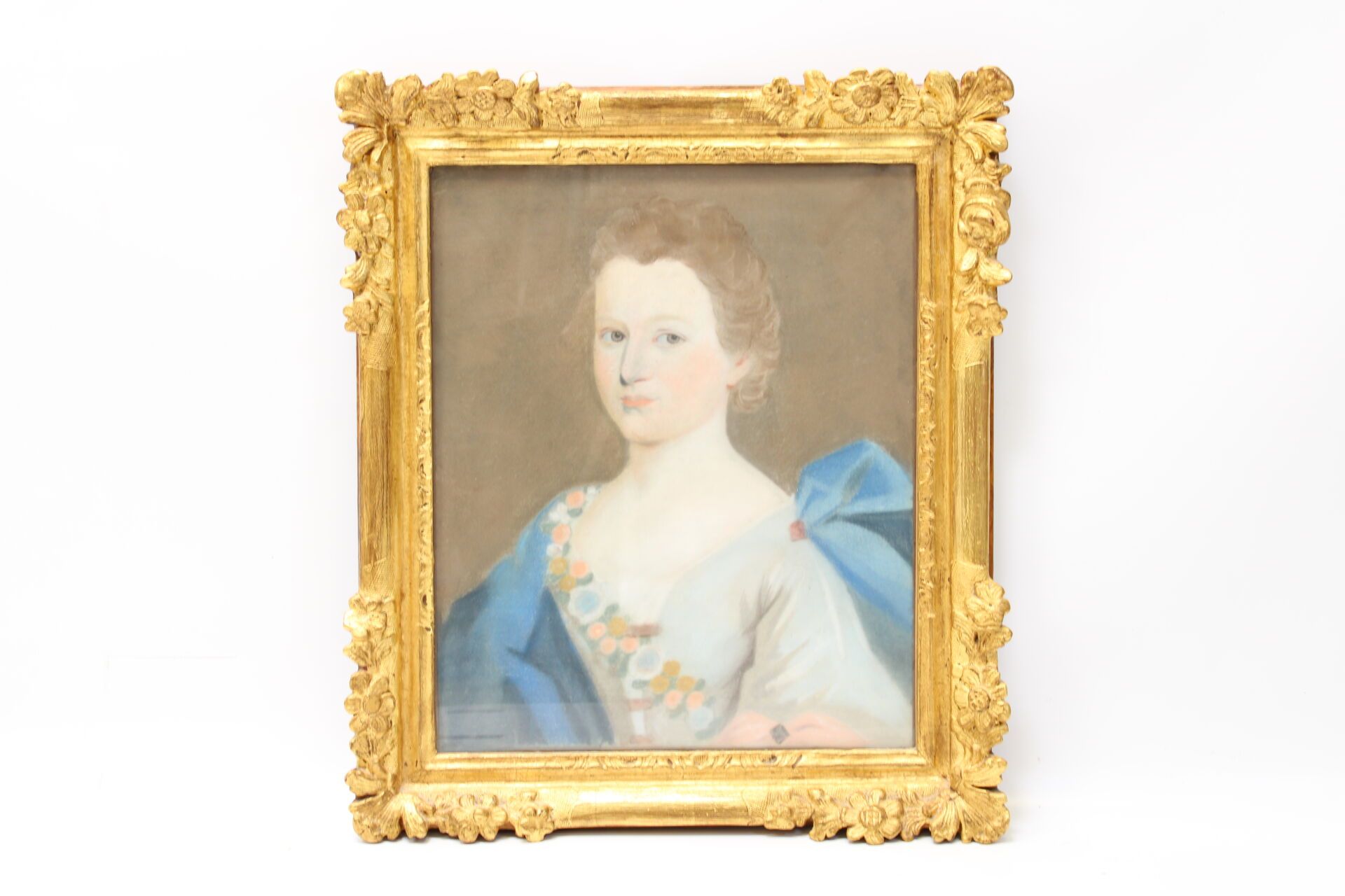 Null École Française du XVIIIe siècle.
Portrait de dame de qualité. Pastel sur p&hellip;