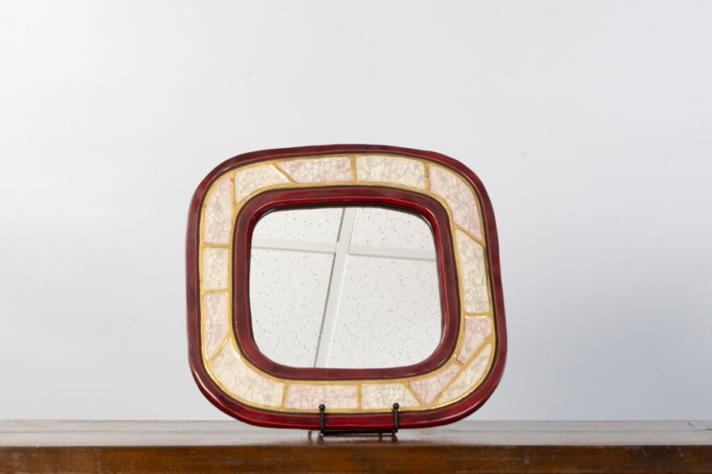 Null Mithé ESPELT (1923-2020).
Miroir en céramique émaillée et verre craquelé.
D&hellip;