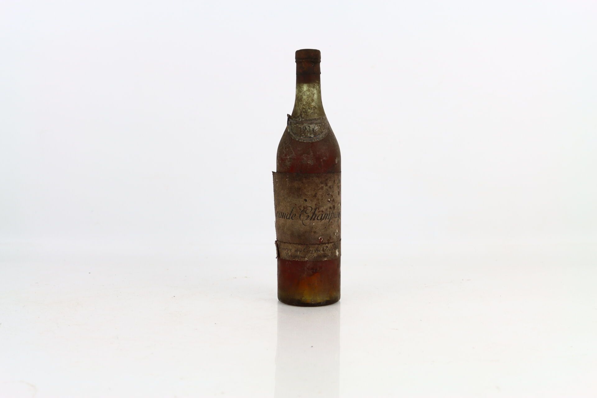 Null 1 bouteille de COGNAC Grande Champagne 1934 de la Réserve des CAVES PEUCHET&hellip;