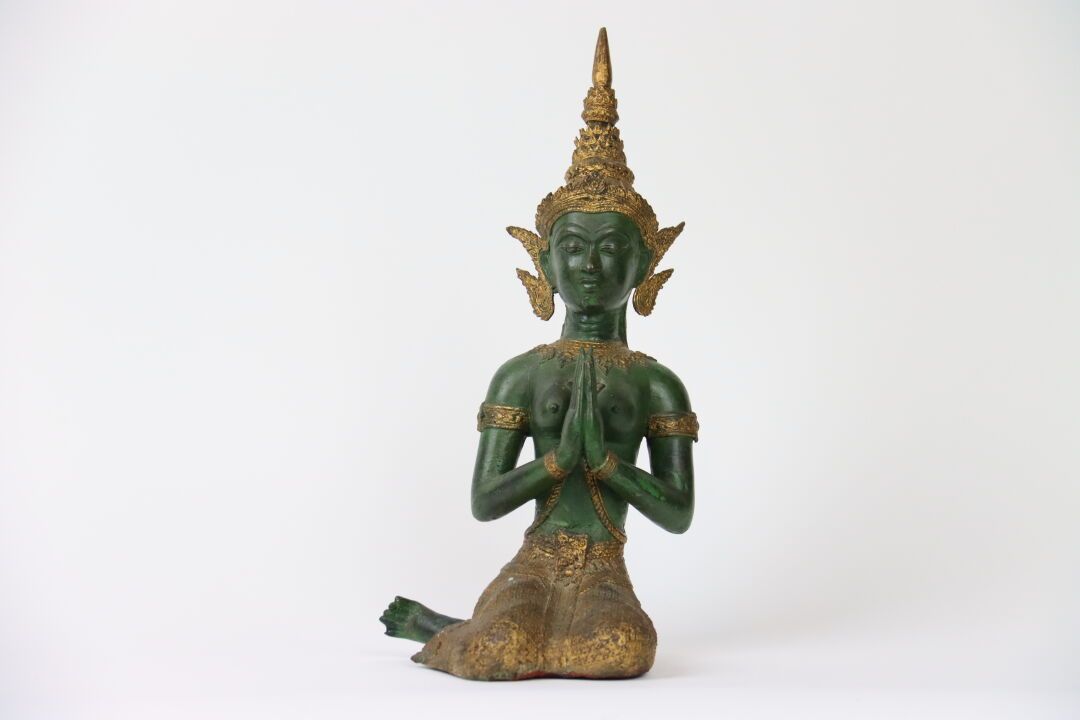 Null THAILANDE, Thepanom en prière (protectrice et gardienne du temple de Bouddh&hellip;