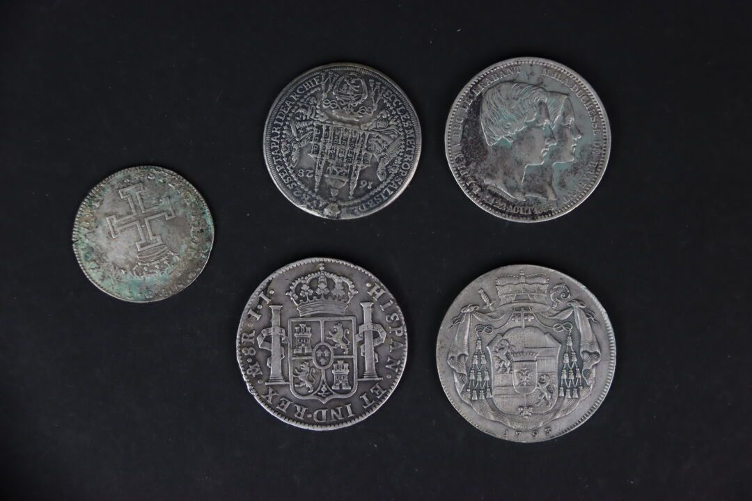 Null Divers. Lot De 5 Monnaies Argent Diverses Dont ½ Thaler. Salsbourg Consecra&hellip;