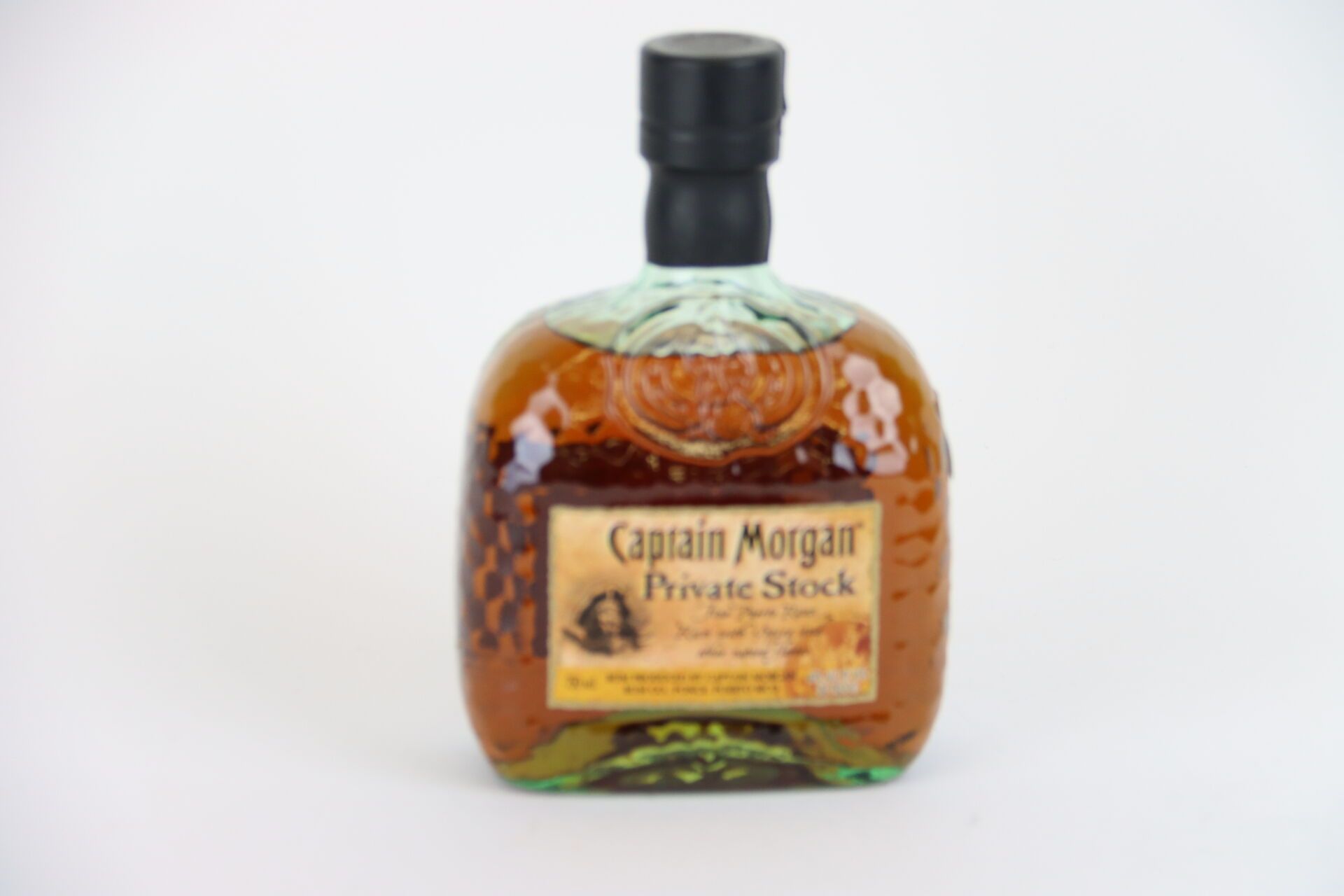 Null Bouteille de Rhum "Captain Morgan" Private Stock, Porto Rico, 750 ml, 40°.